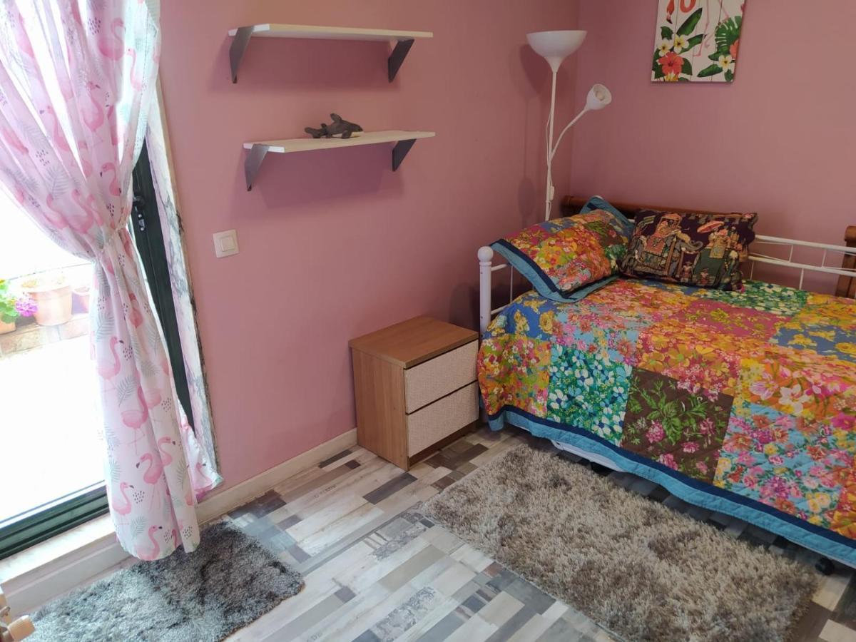 Duplex Amplio,Parking Wifi, 2 Terrazas, Bien Conectado Con Playas, Zona Segura Διαμέρισμα Βίγκο Εξωτερικό φωτογραφία